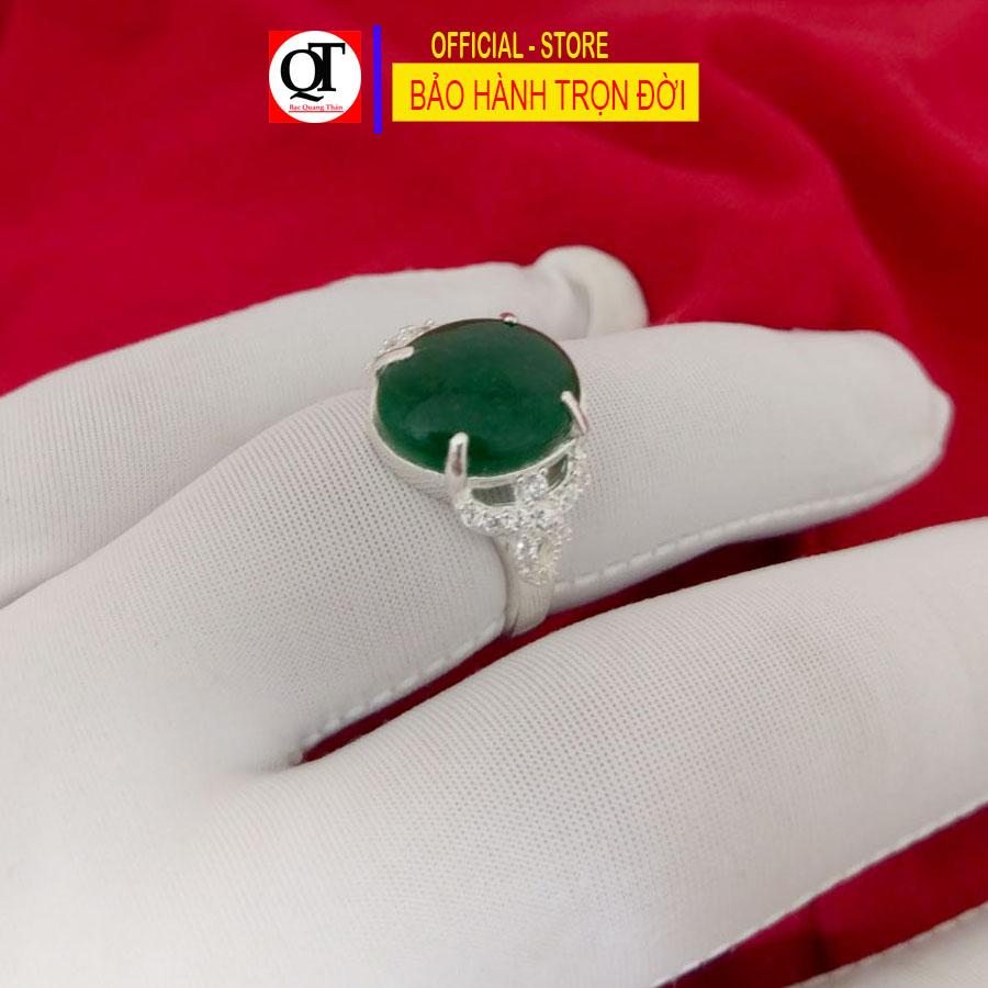Nhẫn nữ bạc mặt ngọc xanh lá hình ovan chất liệu bạc ta trang sức Bạc Quang Thản - QTNU.QH112