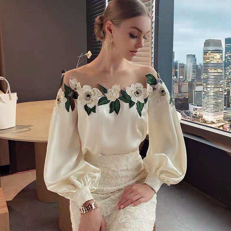 ÁO LỤA VAI LƯỚI THÊU HOA
