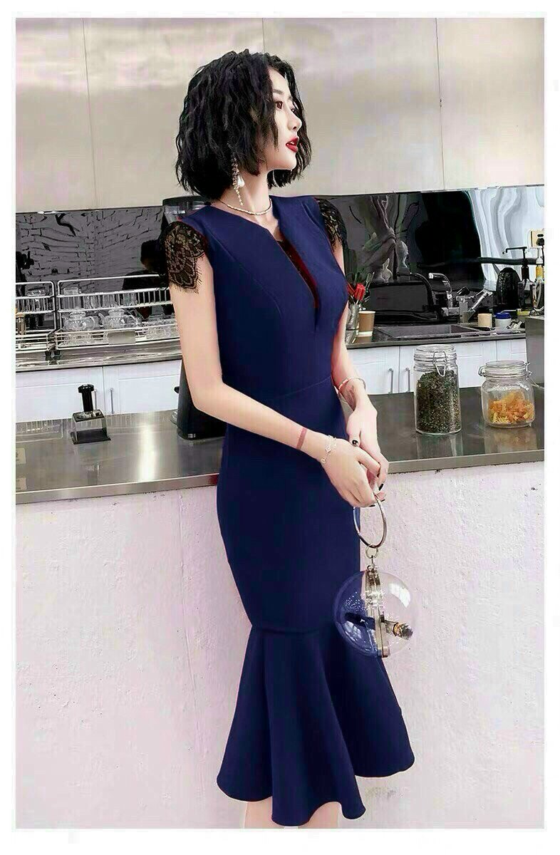 ĐẦM ÔM ĐUÔI CÁ XANH PHỐI REN chất vải thun poly dày dặn,thoáng mát và co giãn tốt. Đầm thích hợp cho chị em đi chơi,đi làm công sở hoặc đi tiệc nhé