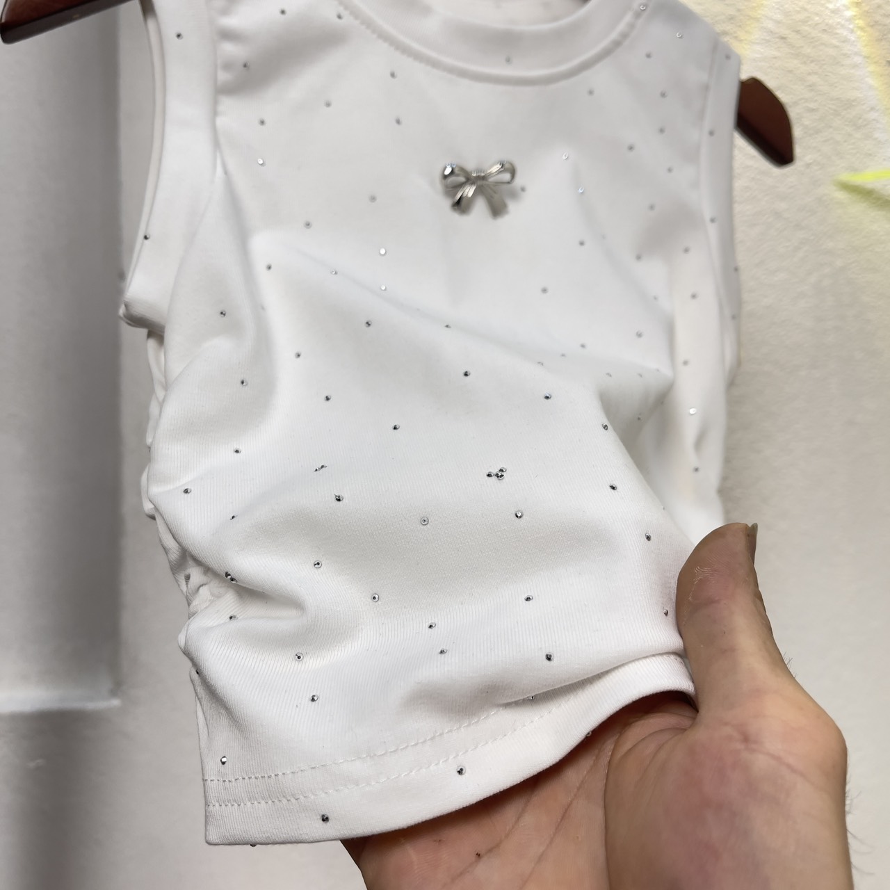 Áo sát nách bé gái sành điệu 1-8 tuổi đính đá và nơ vải cotton co giãn thấm hút mồ hôi kiểu dáng thời trang