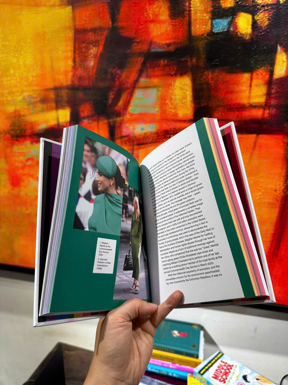 Sách - The Colour of Fashion: The Story of Clothes in Ten Colours by Caroline Young - Sách nghệ thuật, tiếng anh
