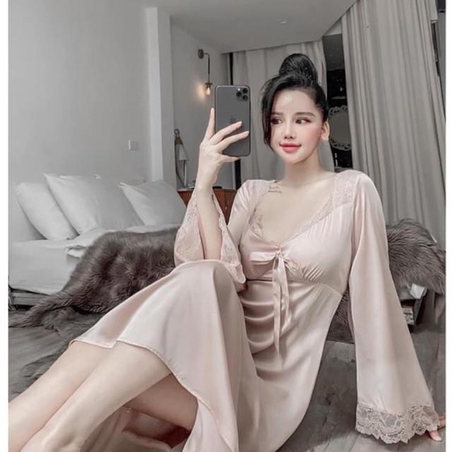 Bộ ngủ cổ V ren lụa satin phong cách quý phái