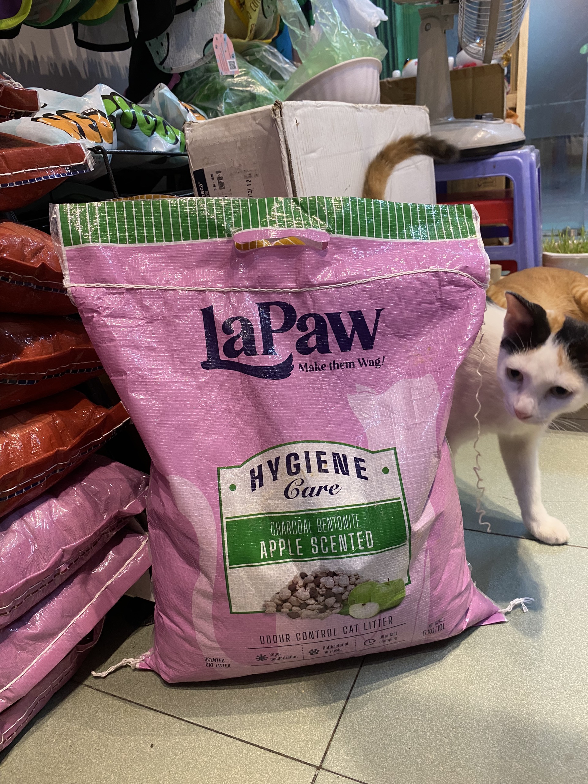 CÁT VỆ SINH LAPAW CHO MÈO TÚI 10L - BAO BÌ MỚI