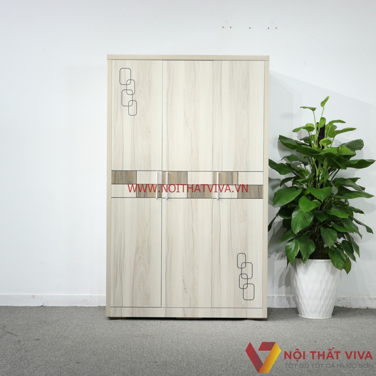 Tủ Quần Áo 3 Cánh Gỗ MDF Màu Sữa Vân Gỗ Chạm Họa Tiết Hiện Đại Đẹp