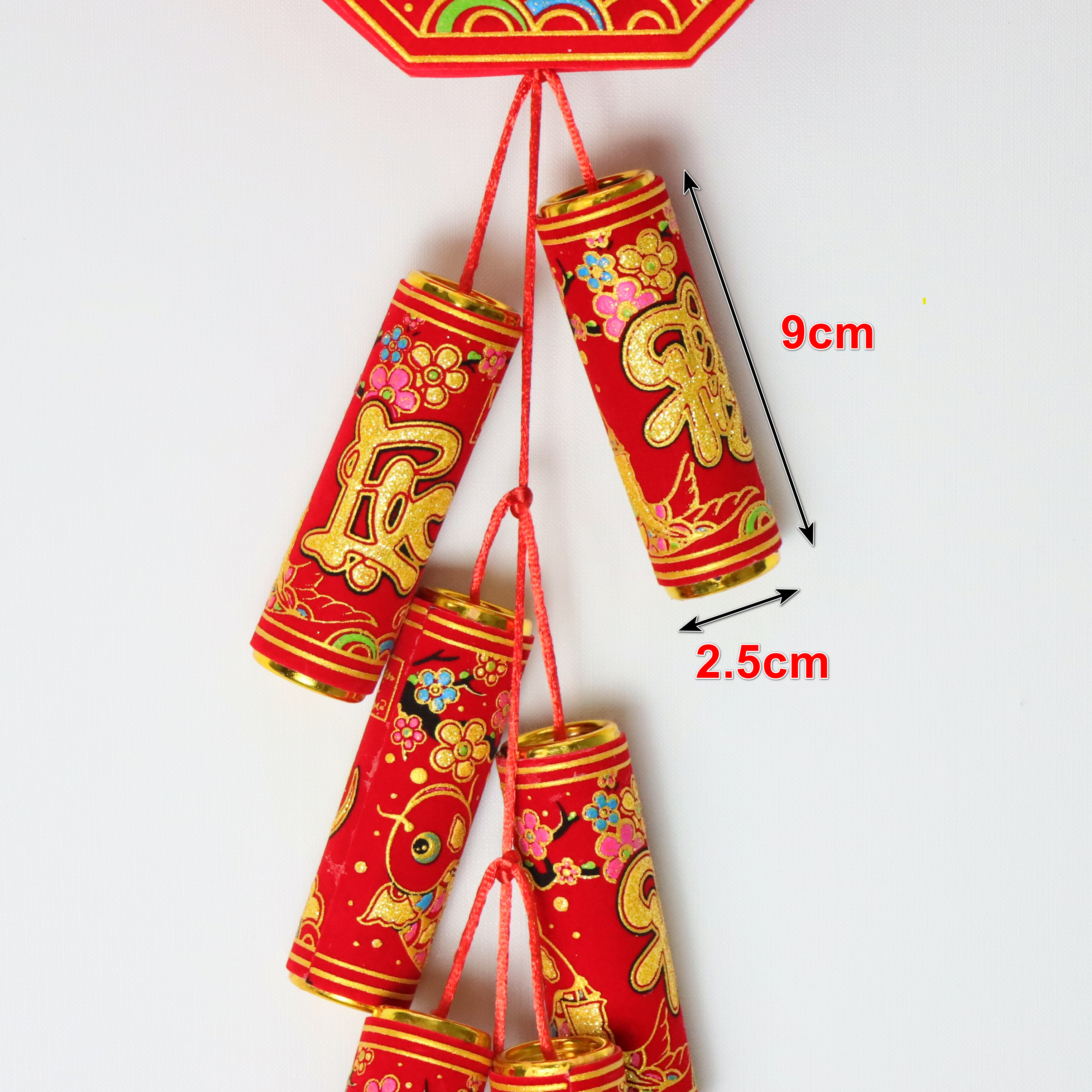 Chùm pháoo mô hình chữ Việt trang trí tết mừng xuân