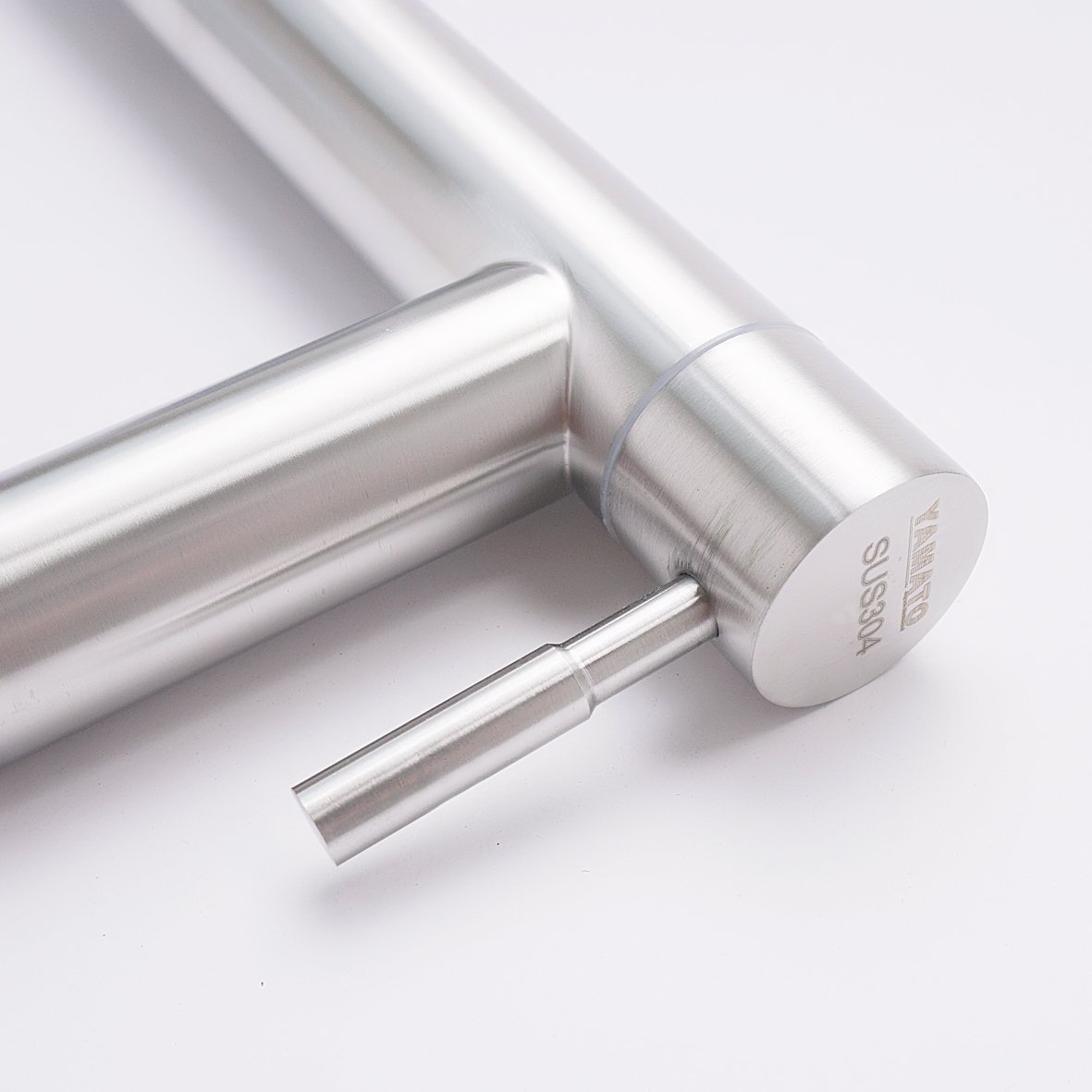 Vòi rửa chậu điếu lạnh tròn Inox SUS 304 3 tấc Yamato LDI03