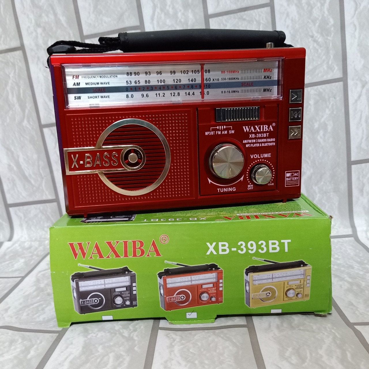 Đài WAXIBA XB-393B LOA SIÊU HAY EXTRA BASS, USB NGHE NHẠC THẺ NHỚ BLUETOOTH , RADIO AM/FM/SW CÓ ĐÈN PIN THEO KÈM PIN SẠC HÀNG CHÍNH HÃNG GIAO MÀU NGẪU NHIÊN