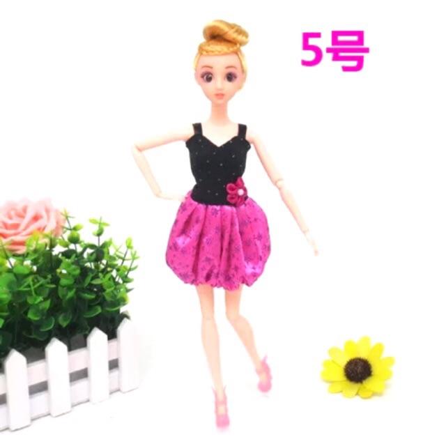 Đầm búp bê 30cm - đen hồng