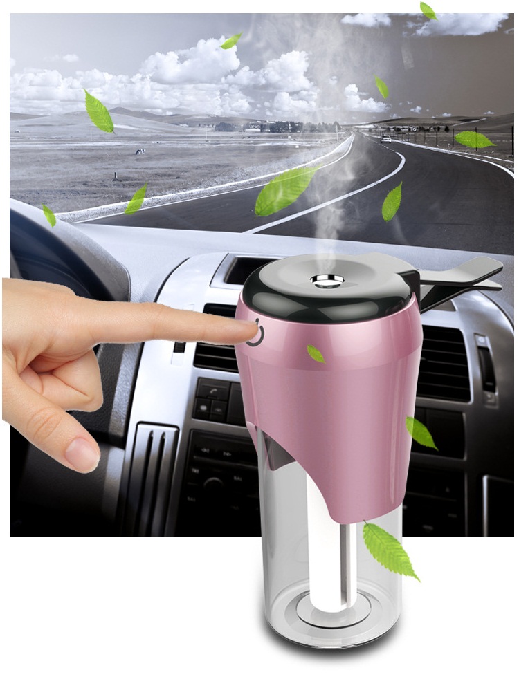 Máy tạo độ ẩm dành cho ô tô - tặng kèm đèn pin bóp tay