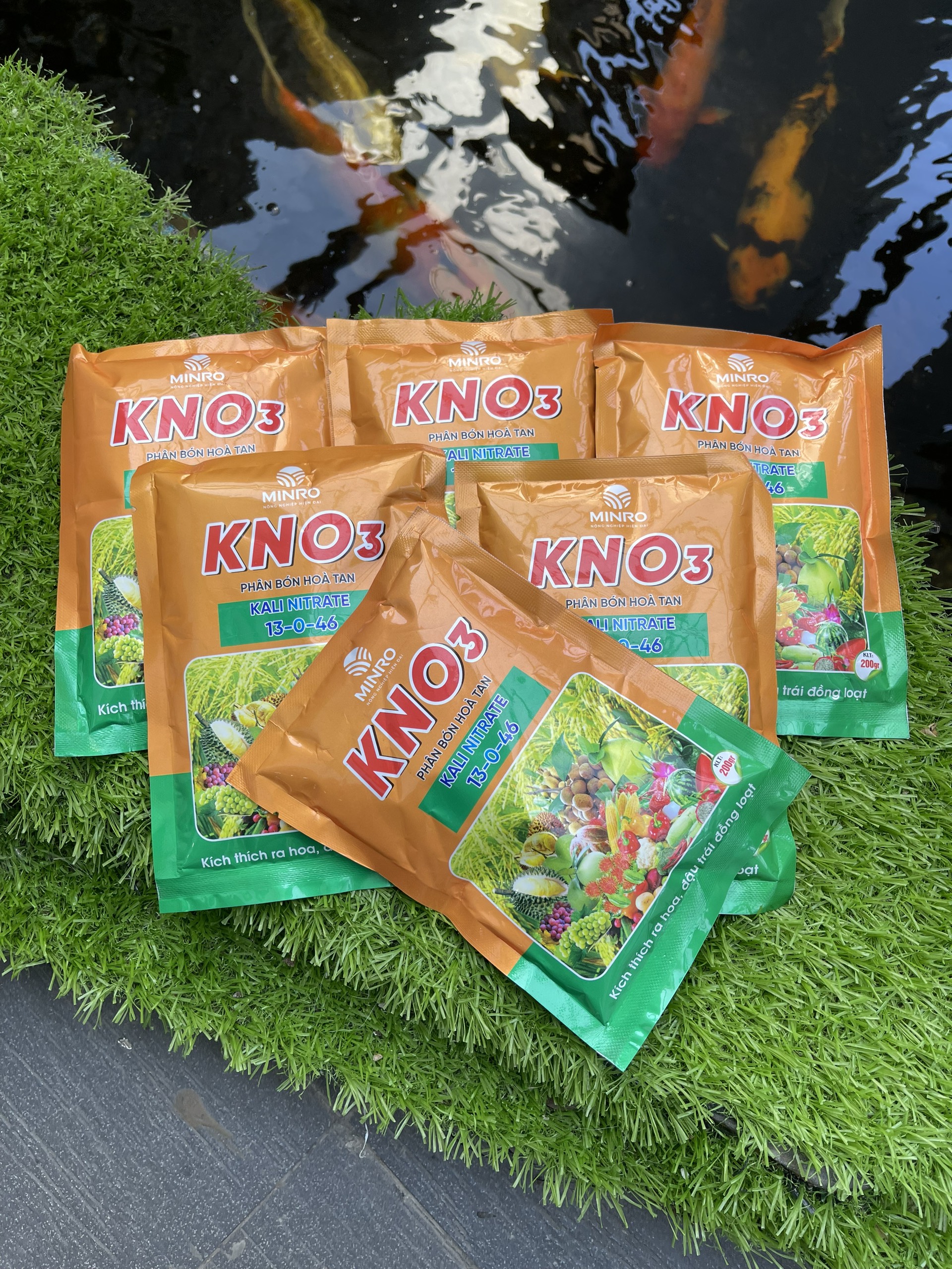 Phân bón Kali 13-0-46 gói 200gr kích ra hoa - đậu trái