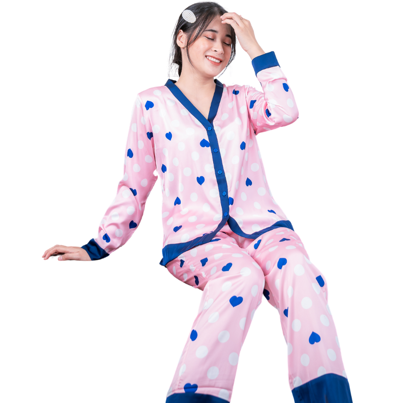 Đồ bộ pyjama nữ, đồ mặc nhà cao cấp VILADY - B103 kiểu cổ V tay dài quần dài họa tiết chấm Bi màu hồng, chất liệu lụa Pháp siêu mát