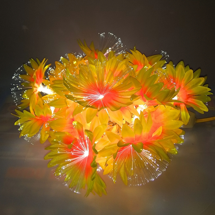 Dây đèn led hoa hướng dương nhụy là sợi phát quang