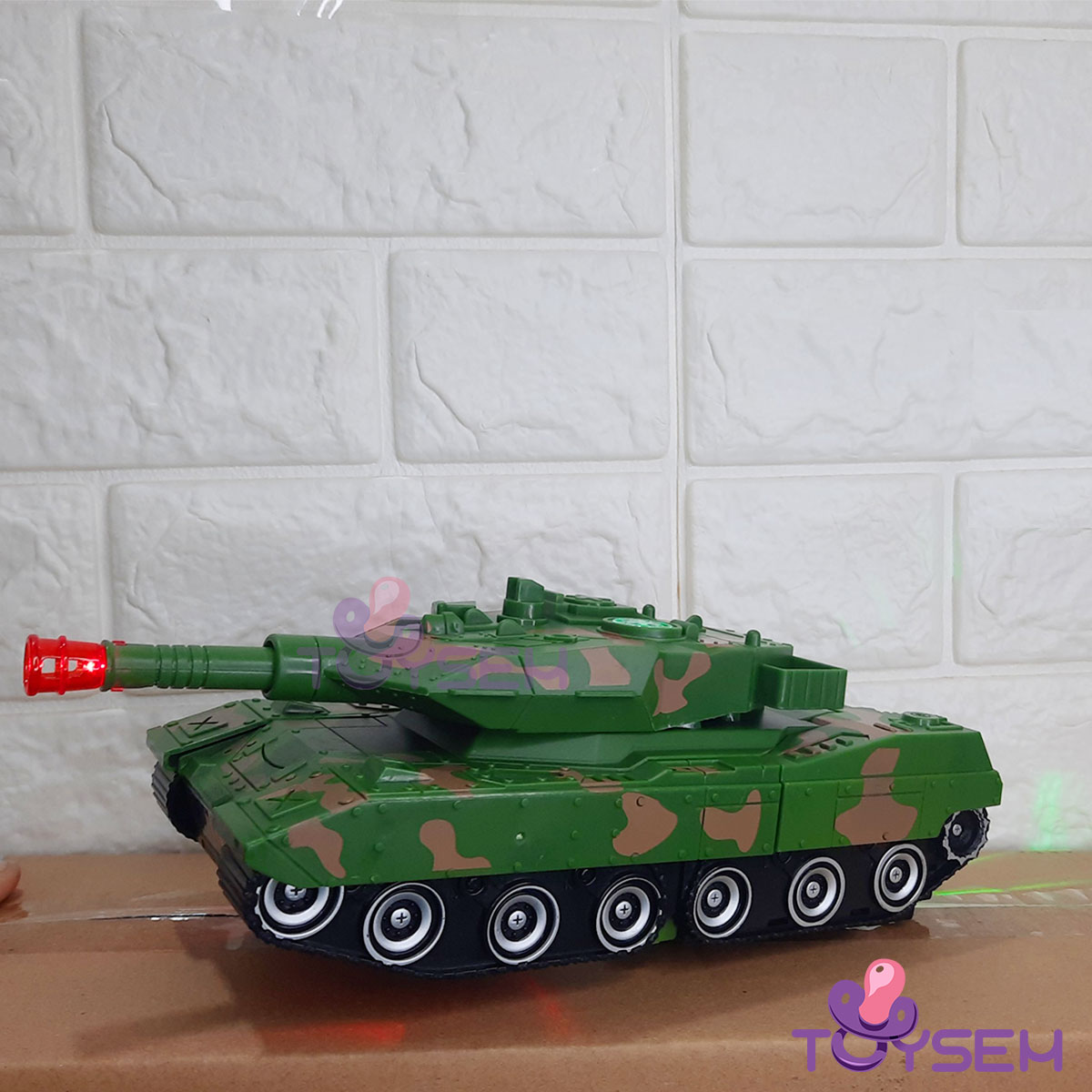 Đồ chơi xe tăng biến hình robot có đèn và nhạc vui tai cho bé từ 3 tuổi trở lên - Quà tặng trung thu xde đồ chơi cho bé