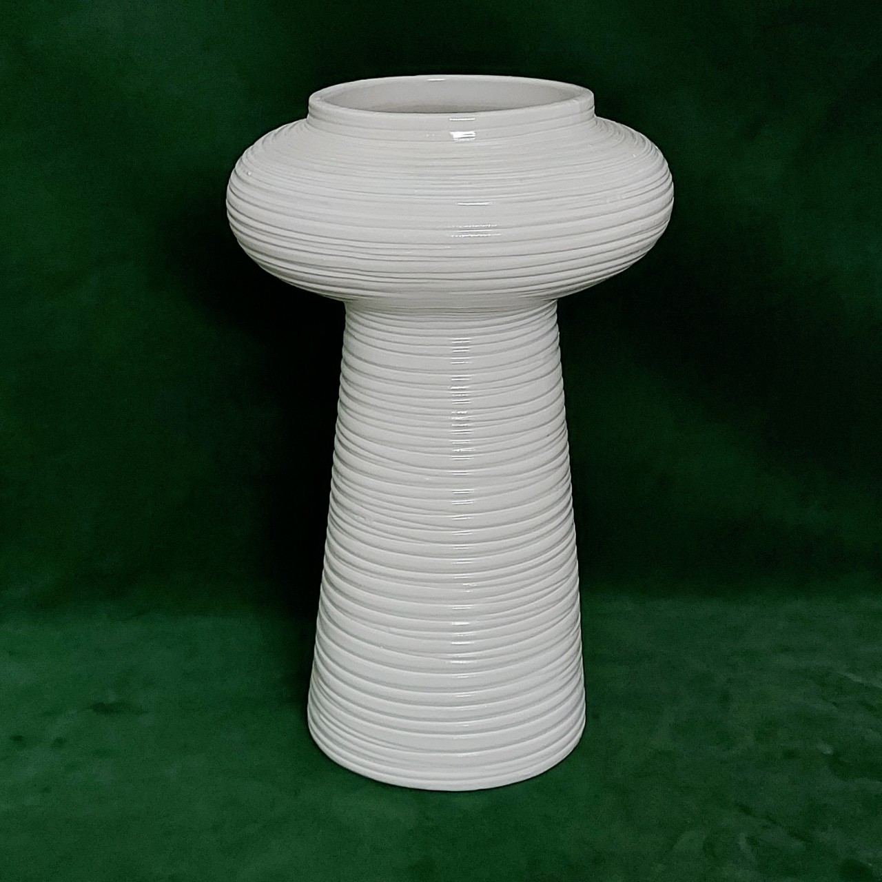 Bình cắm hoa, Bình gốm Bát Tràng men trắng dáng búp bê trang trí phòng khách cao cấp Bông Garden House