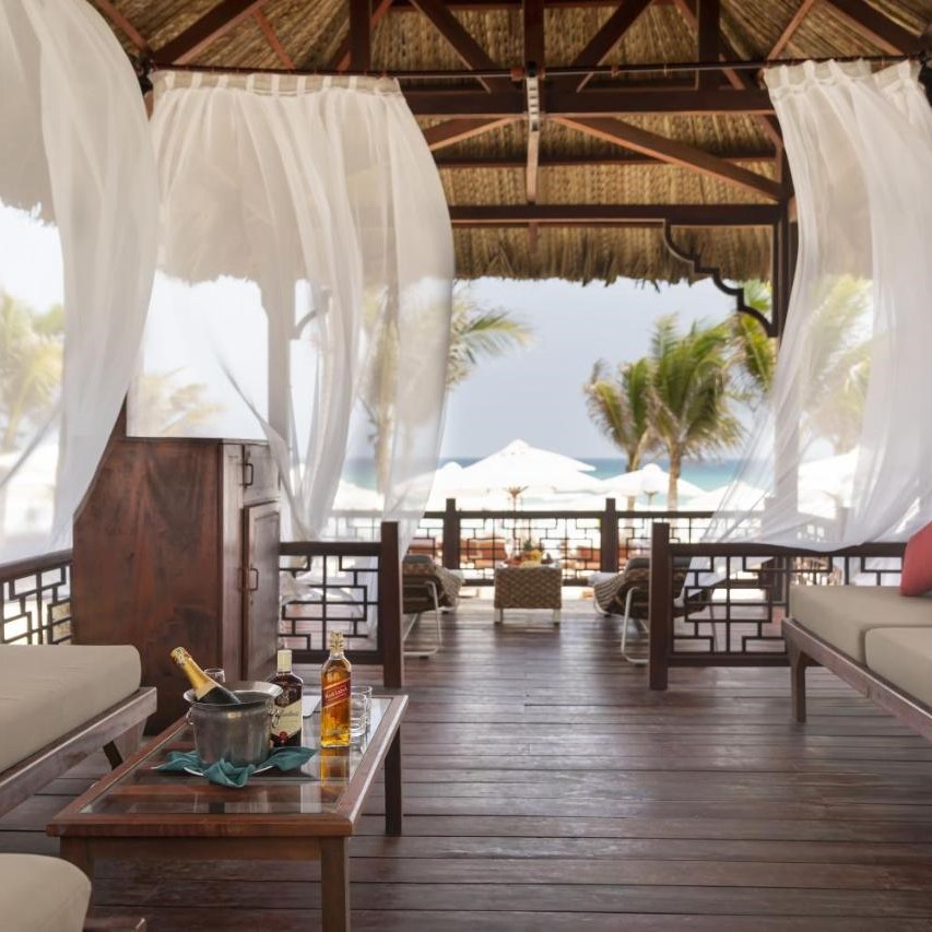 Swandor Cam Ranh Resort 5*. Bao Gồm Ăn Ba Bữa. Miễn Phí Mini Bar Dành Cho 02 Khách.