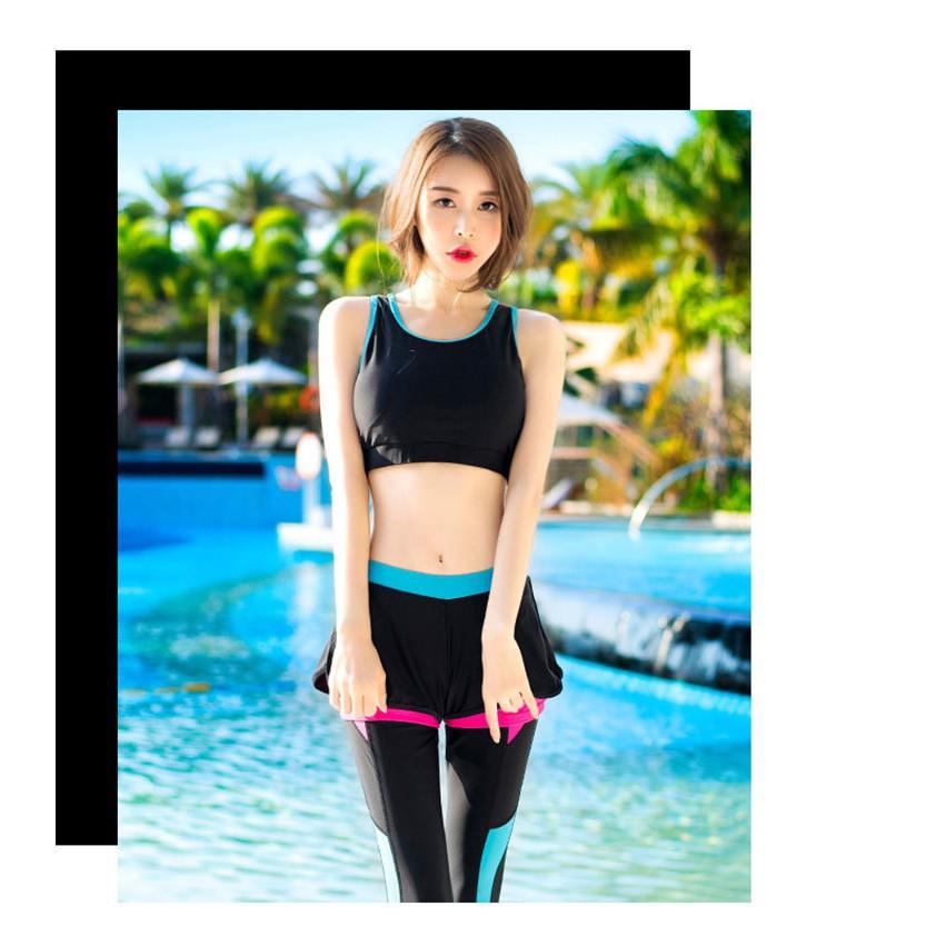 Set Đồ Bơi 4 Món Phong Cách Thể Thao Năng Động Cho Nữ