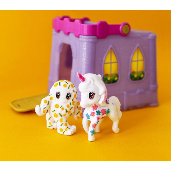 Đồ chơi CRAYOLA Bộ đồ chơi trang trí thú cưng - Lâu đài Unicorn và quái vật 747357