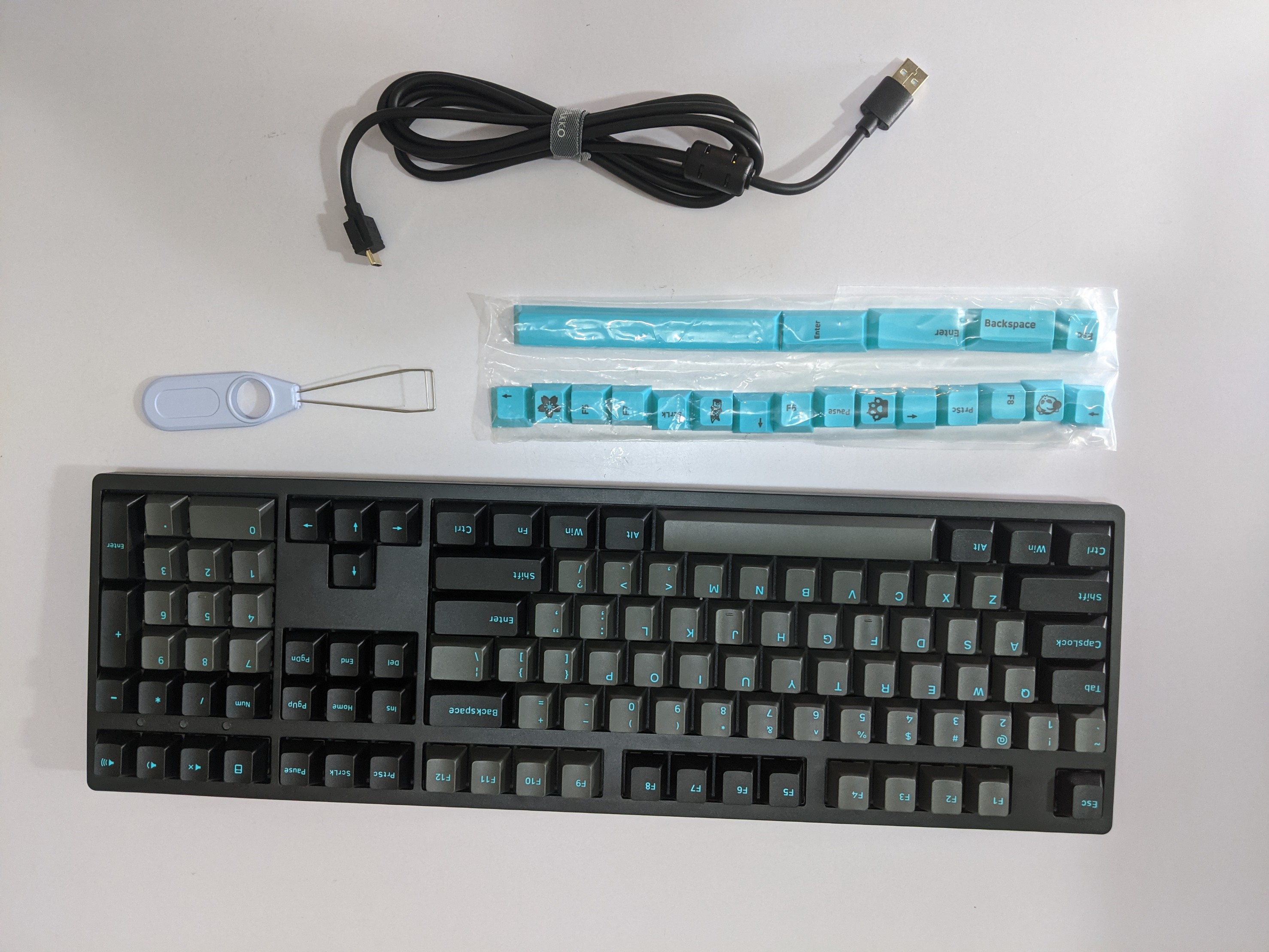 Bàn phím cơ AKKO 3108 Plus Black & Cyan - Hàng chính hãng