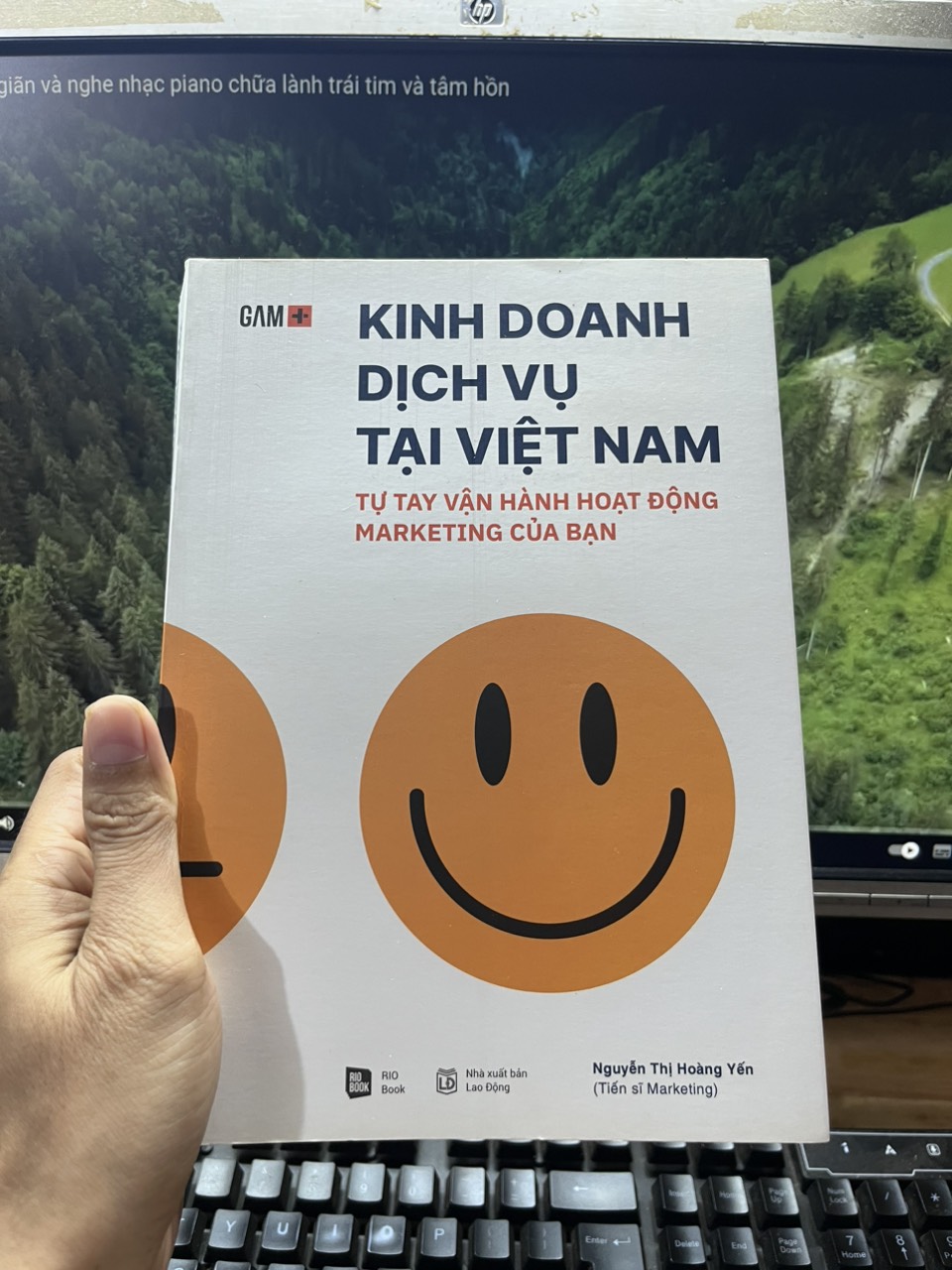 Kinh Doanh Dịch Vụ Tại Việt Nam - Tự Tay Vận Hành Hoạt Động Marketing Của Bạn