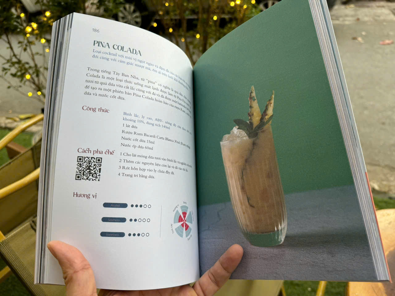 (In màu) MIXOLOGY 101 HIỂU VỀ COCKTAIL QUA HÌNH ẢNH VÀ VIDEO - Kim Bongha – Lightbooks