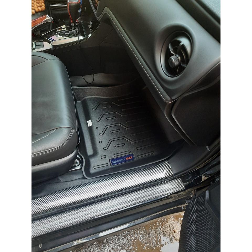 Thảm lót sàn xe ô tô Toyota Corolla Altis 2019 + Nhãn hiệu Macsim chất liệu nhựa TPV cao cấp màu đen