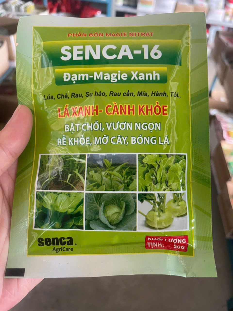 Senca-16 Đạm-Magie Xanh bật chồi, xanh lá, và khỏe cành vươn ngọn, rễ khỏe, mỡ cây, và bóng lá, đặc biệt hiệu quả trong giai đoạn cây phát triển mạnh thân, lá, cành.