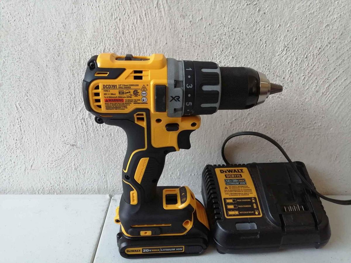 MÁY KHOAN PIN CẦM TAY 18V DEWALT DCD791P1- HÀNG CHÍNH HÃNG