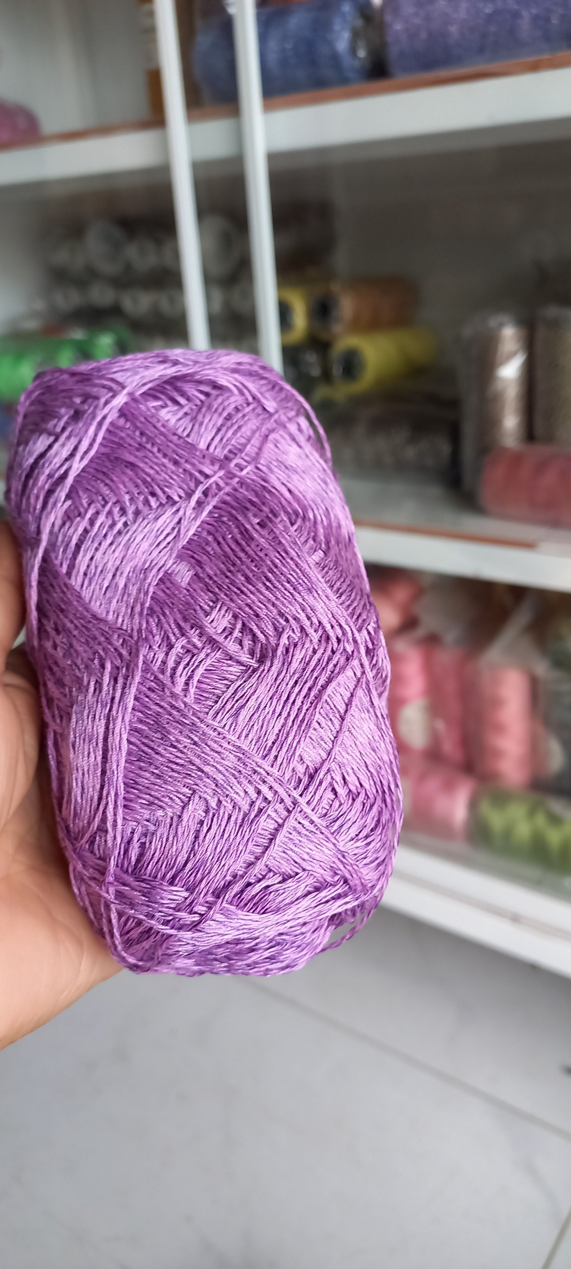 Sợi len xà cừ dùng trong đan móc màu số 11