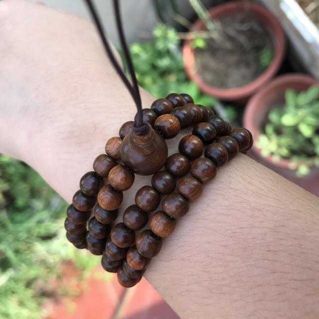 Vòng tay/vòng cổ 2 trong 1 với 108 hạt gỗ Bách Xanh  Mùi thơm dễ chịu, An Yên, May Mắn - Bracelet of HAHANCO