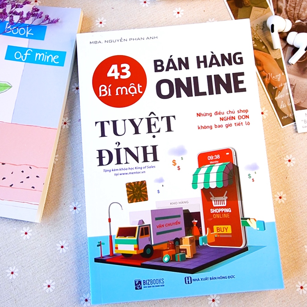 Bộ 3 Cuốn Sách Cho Nhà Khởi Nghiệp: 43 Bí Mật Bán Hàng Online Tuyệt Đỉnh, Content Marketing 4.0 - Nội dung hay, bán bay kho hàng Và Brand Experience 12,5 Nguyên Tắc Gắn Kết Khách Hàng Với Thương Hiệu