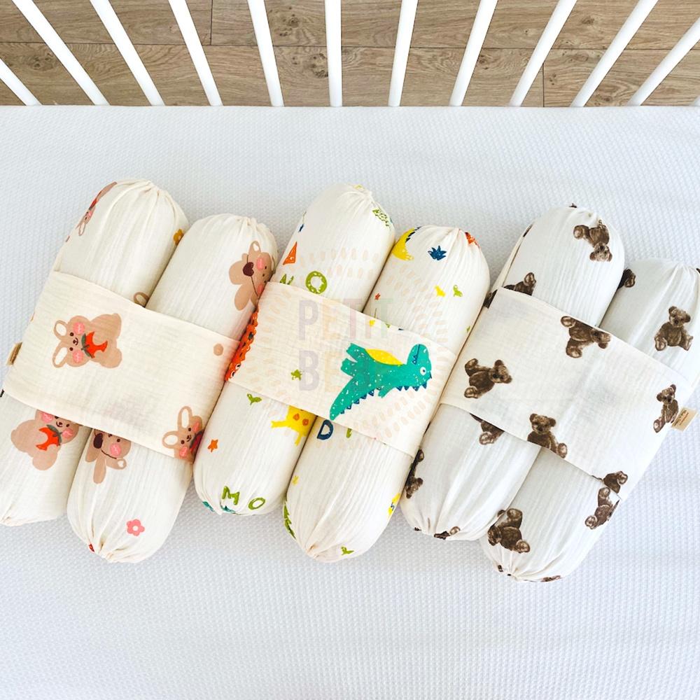 Gối chặn cho bé sơ sinh PETIT BEBE muslin thoáng khí họa tiết động vật đáng yêu trẻ ngủ ngon