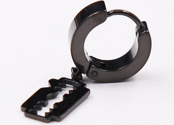 Bông Tai Nam Tòn Ten Lưỡi Lam Titan Ko Rỉ TT 2339 - 1 Cặp