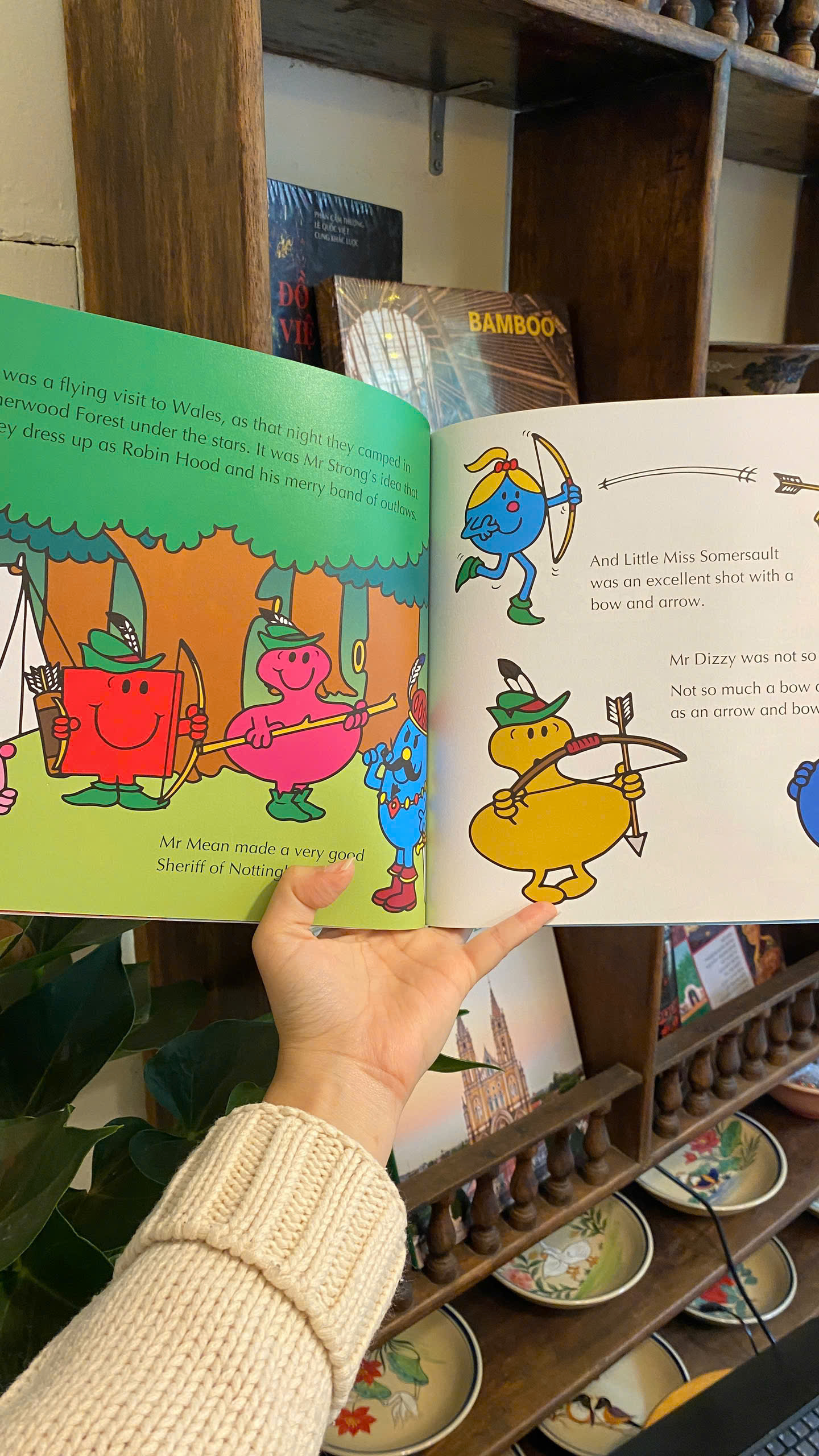 Sách - Mr. Men: The Great British Tour by Roger Hargreaves | Children's English Picture Book