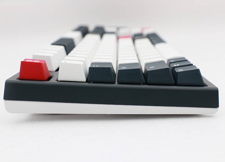 Bàn phím Ducky One 2 Tuxedo Cherry MX Switch Fullsize - Hàng chính hãng