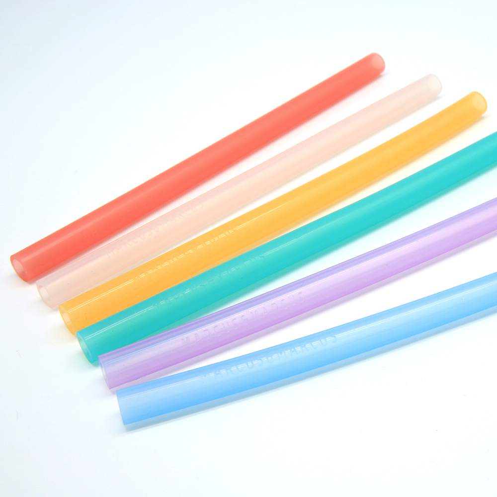 Bộ 6 ống hút silicon kèm cọ rửa Marcus & Marcus