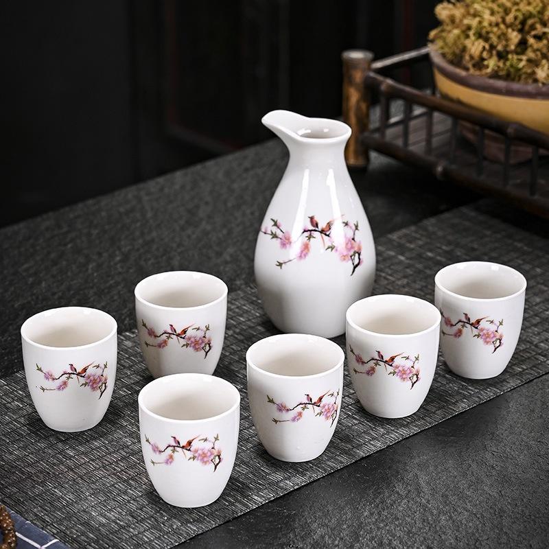 Bộ ly uống rượu gốm sứ họa tiết hoa văn đẹp
