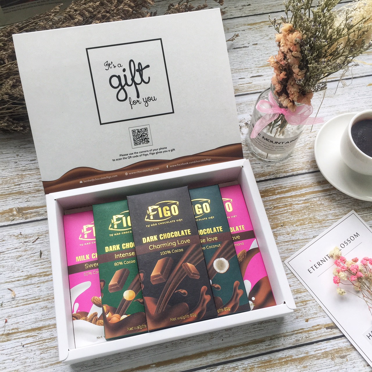 Chocolate đen Figo Macca
