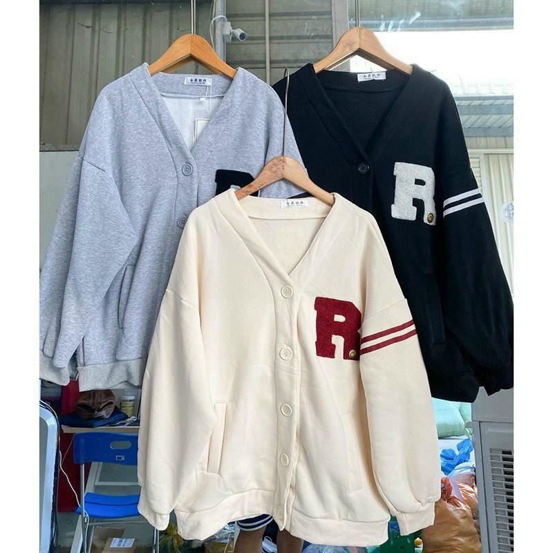 Áo Khoác Cardigan Học Sinh Nam Nữ Kiểu Nút Cài Logo In Chữ R Kiểu Nút Cài Phong Cách Nhẹ Nhàng Hot Trending