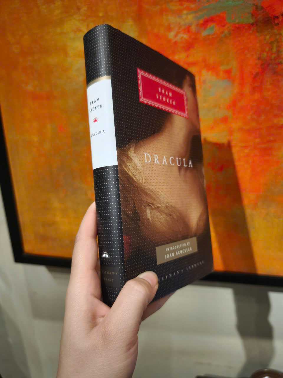 Sách - Dracula - A Bram Stoker's classic novel - Sách nhập UK, Bìa cứng, Bản đẹp sưu tầm, Tiếng Anh