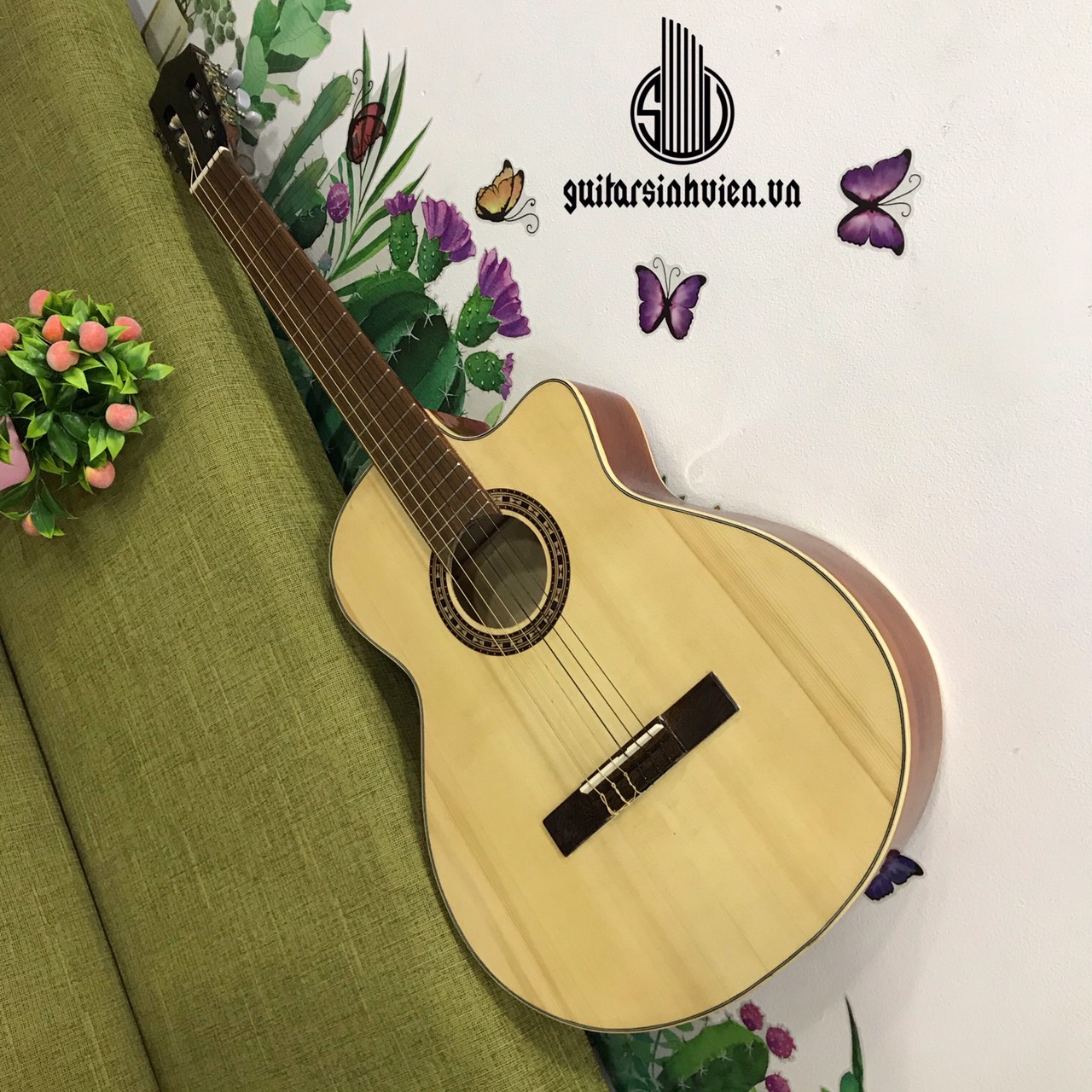 Đàn guitar classic khuyết CLK850