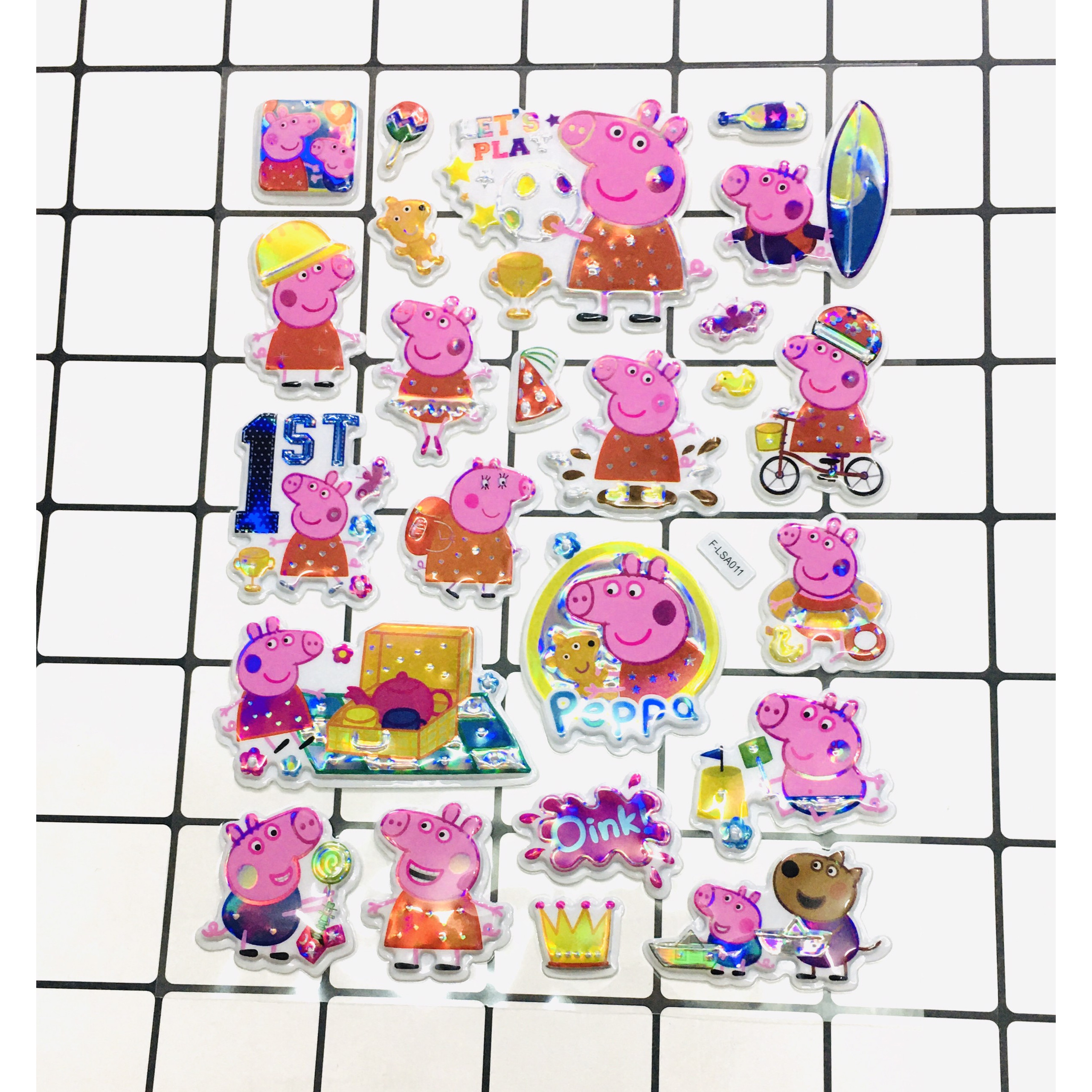 Hình Dán Bé Heo Peppa sticker Nổi 3D set 3 bảng ( 72 miếng ảnh )