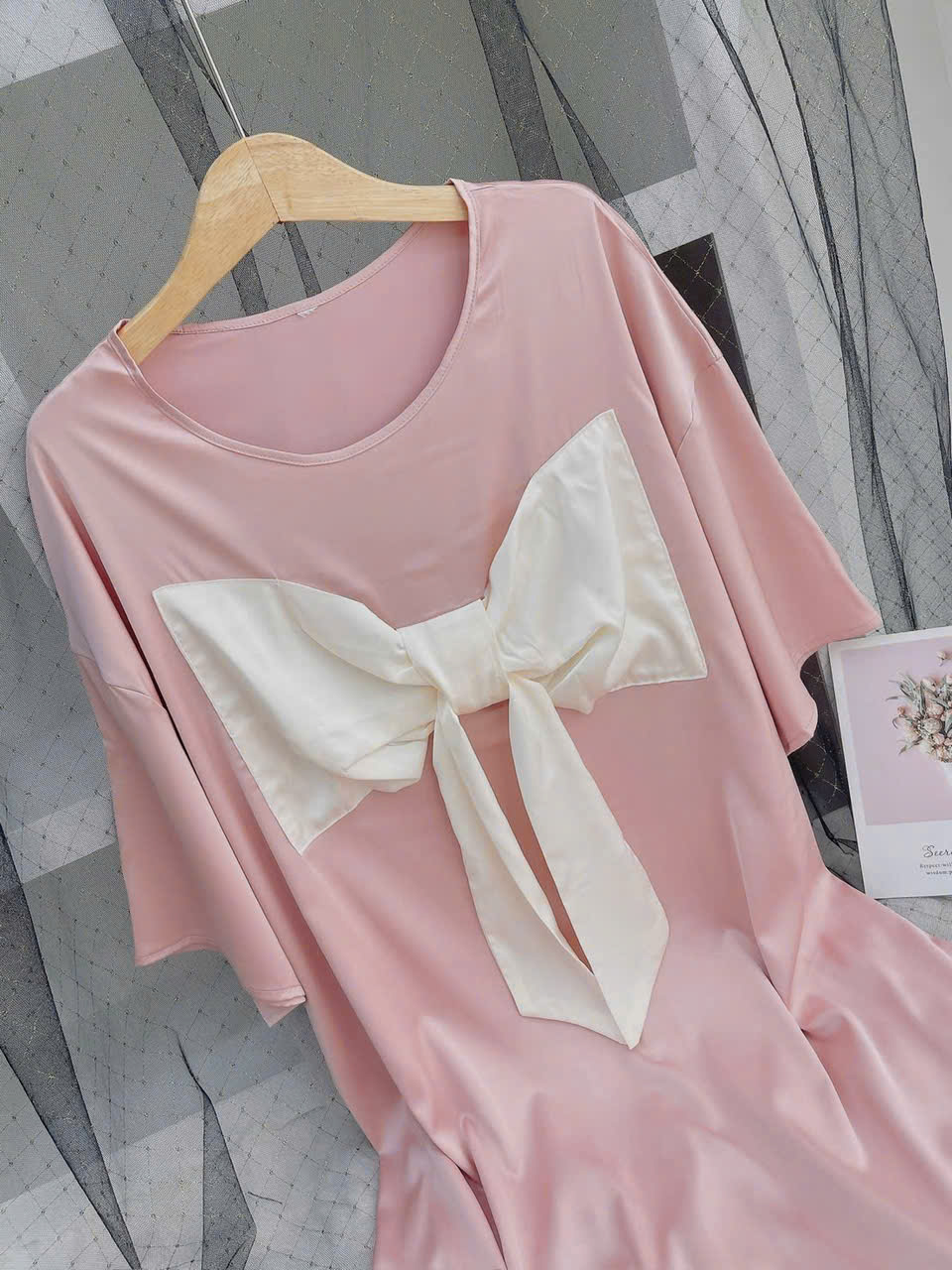 Đầm Ngủ D412 Lụa Quảng Châu Cao Cấp Mẫu Trơn Đơn Giản Đính Nơ Xinh Xắn