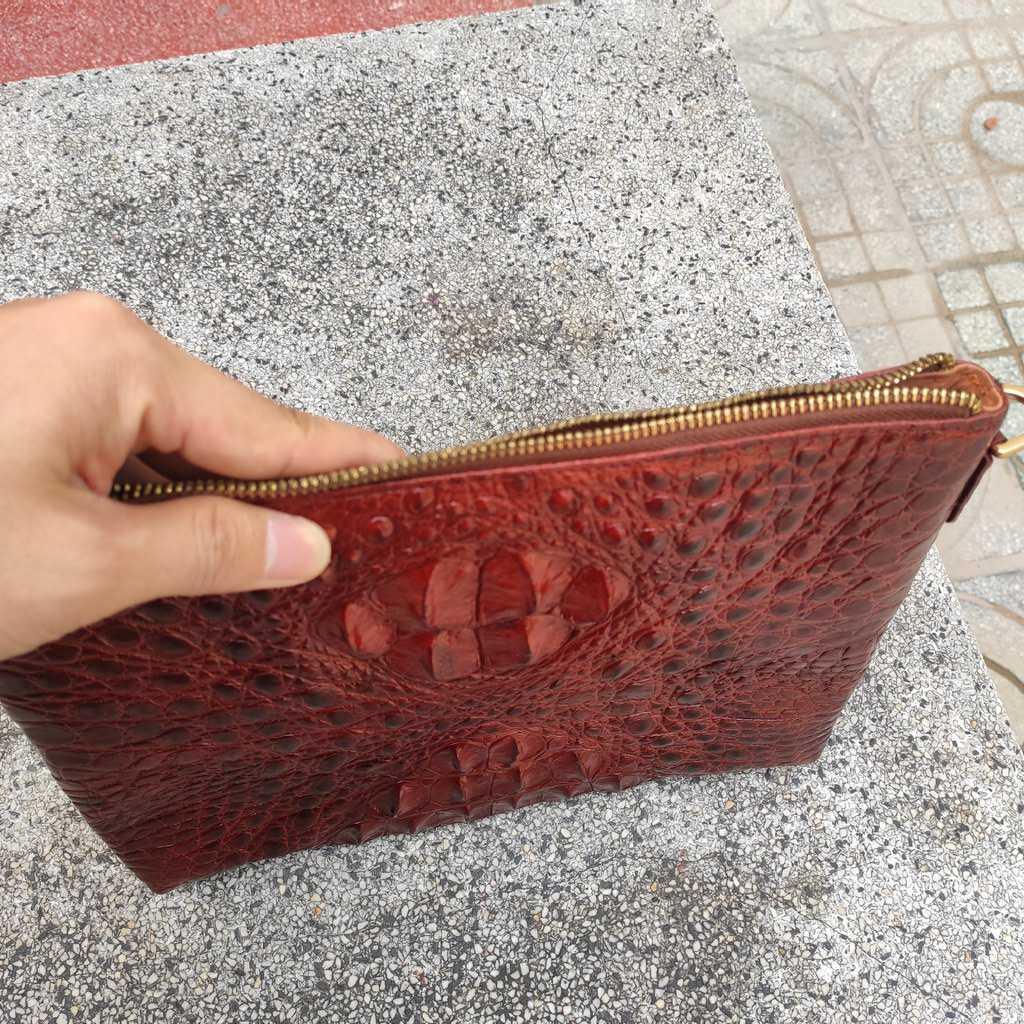 Ví clutch cầm tay cho nam. Da cá sấu thật khẳng định đẳng cấp!