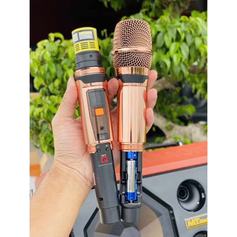 Loa Xách Tay MTMAX Y6 Công Suất 500W Hệ Thống 6 Loa 3 Đường Tiếng Bass Đôi 20 Âm Thanh Đa Chiều Kèm 2 Micro Karaoke Hát Nhẹ Vang Sâu . HÀNG CHÍNH HÃNG