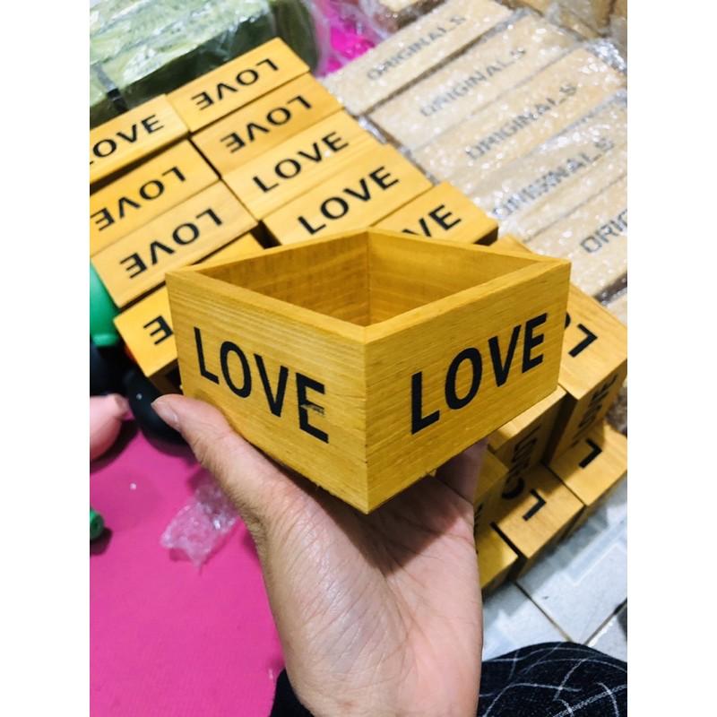 Hộp gỗ trang trí: vuông 10*10cm