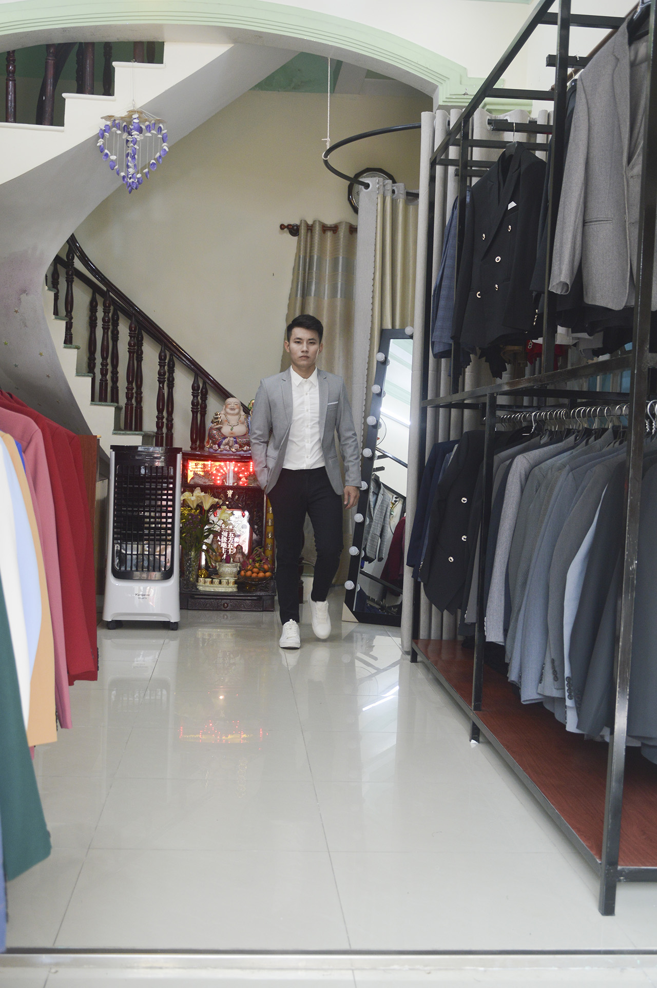 Áo vest nam 1 nút màu xám chấm nhí đen chất liệu co dãn thoáng mát
