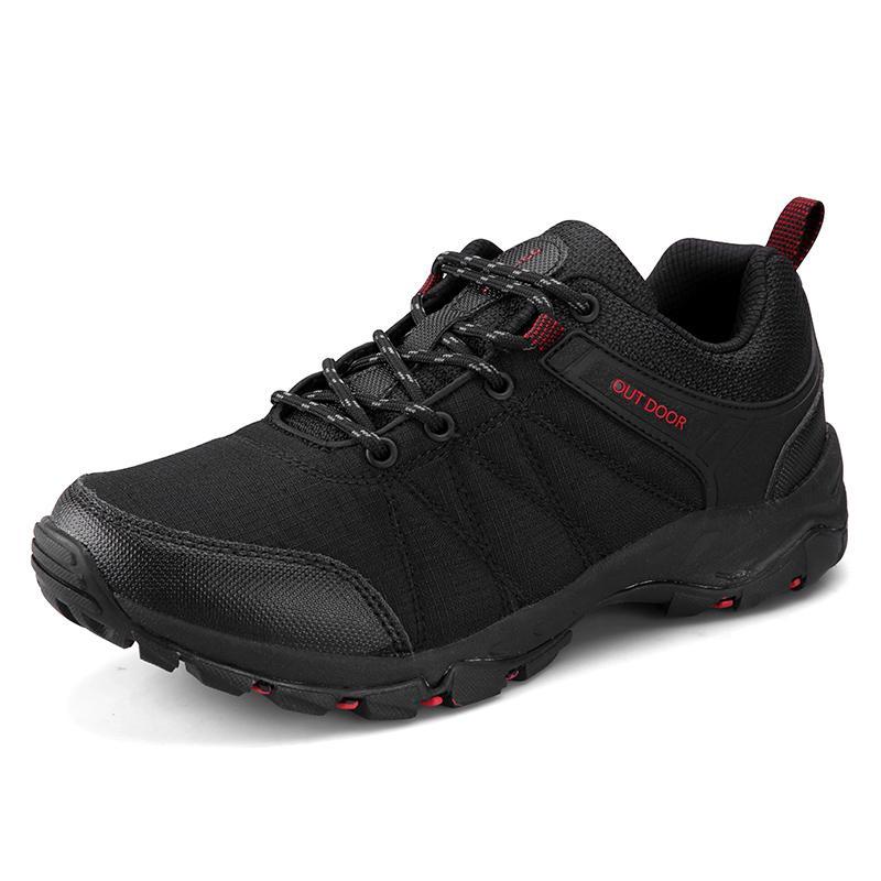 Giày boots leo núi chống trượt