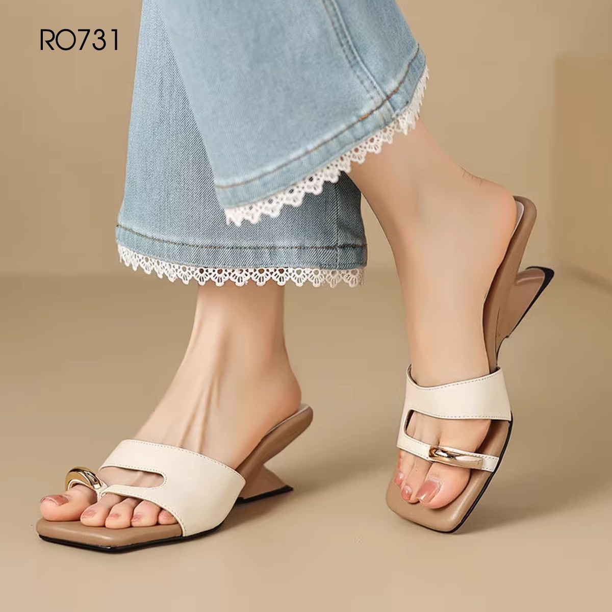 Dép nữ quai ngang xỏ ngón, gót cách điệu ROSATA RO731 - 5p - Nâu, Trắng- BKSTORE