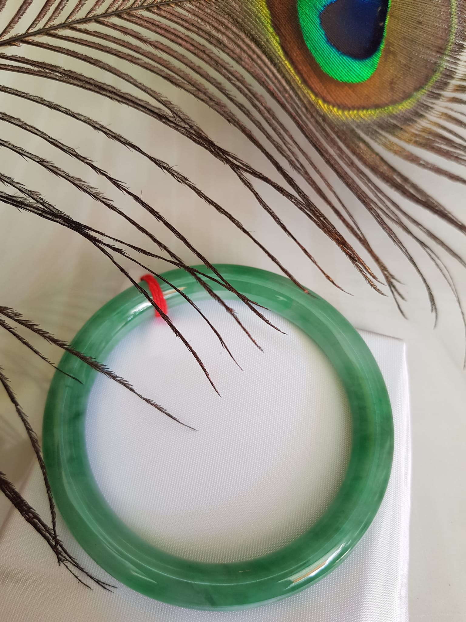 Vòng Tay Vip AA Lý SỊN A SAO 58mm x Dầy 9mm Vòng Màu Xanh Lý Bóng Đều Vòng rất sang sịn ĐẸP ạ Nữ tay tròn 56kg - 68kg đeo lên sang tay đẹp nhe các chị ơi