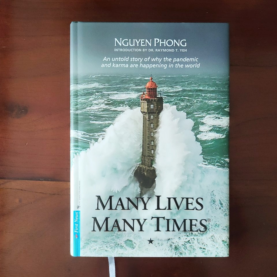 Muôn Kiếp Nhân Sinh Tập 1 - Many Lives Many Times Phiên Bản Tiếng Anh - Nguyên Phong